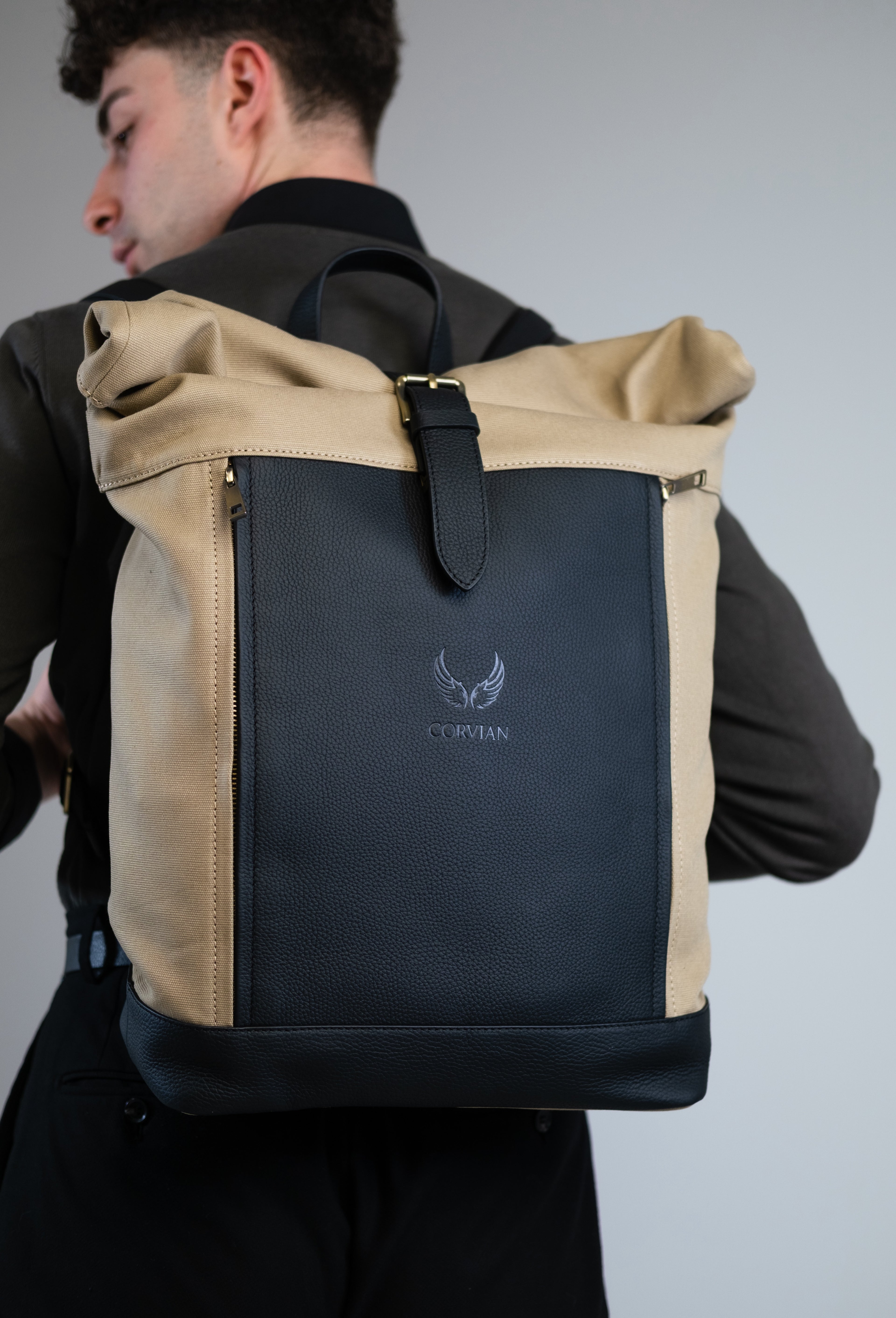 Canvas & Leder Rolltop – Khaki-Schwarz