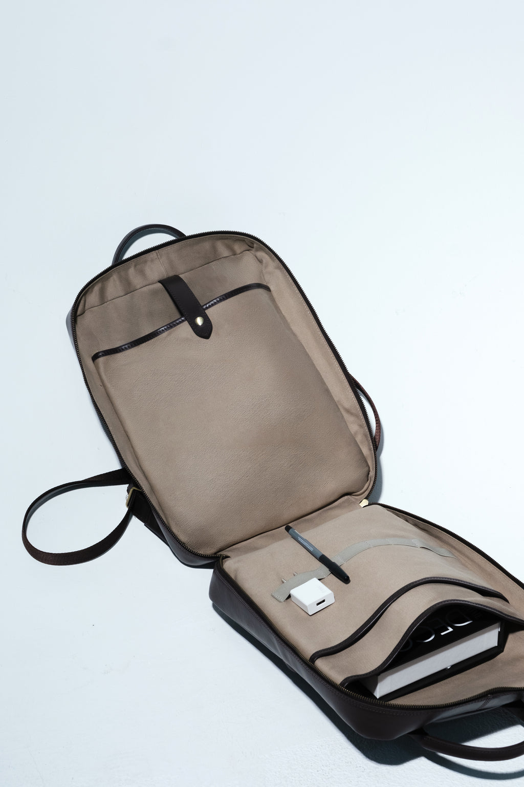 2-in-1 Rucksack-Aktentasche – Dunkelbraun